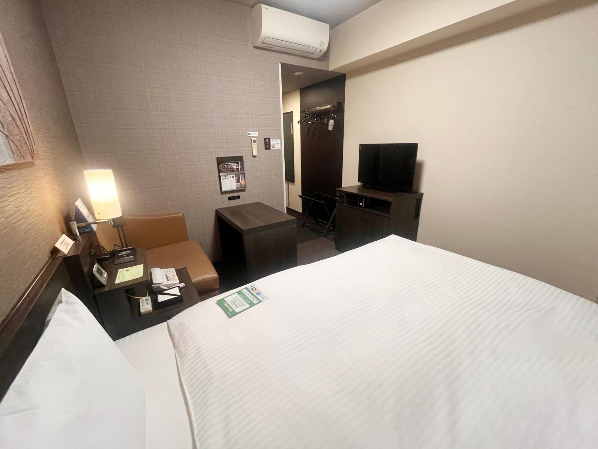 ​Hotel Route-Inn Ube​ Exterior foto